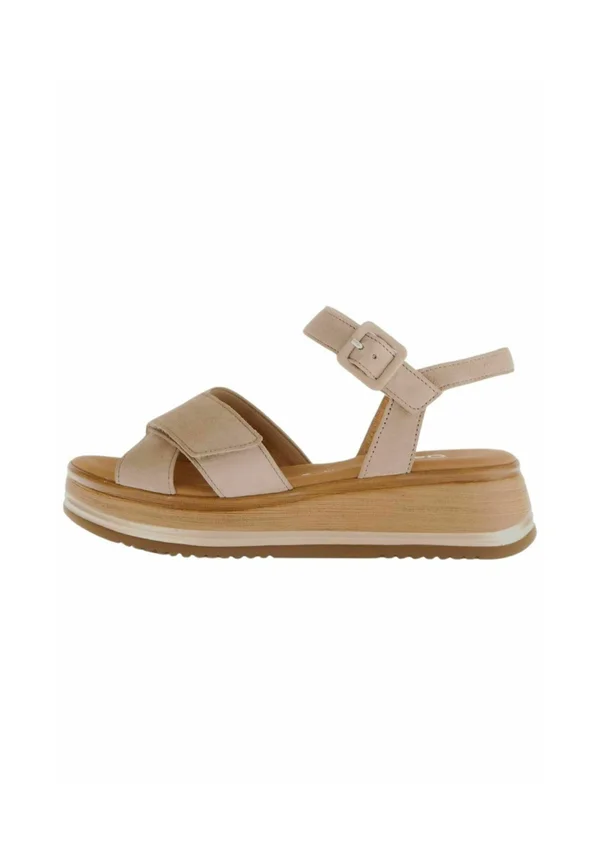 Platform sandals - sand