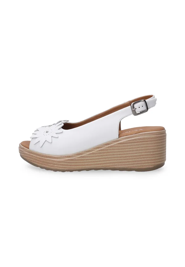 Platform sandals - white