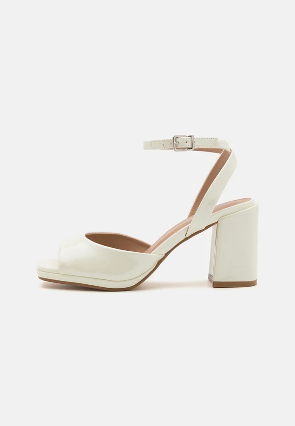 Platform sandals - white