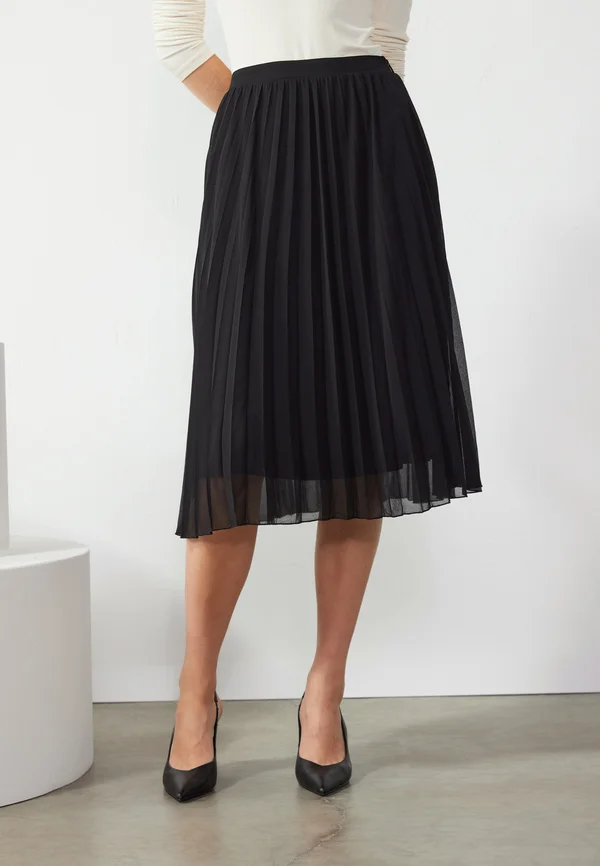 Pleated skirt - black