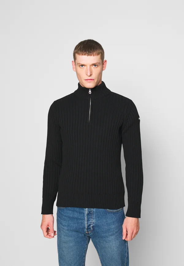 PLECORAGE - Jumper - black