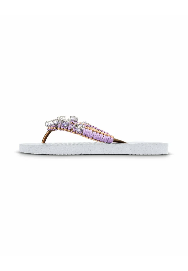 Pool slides - wit