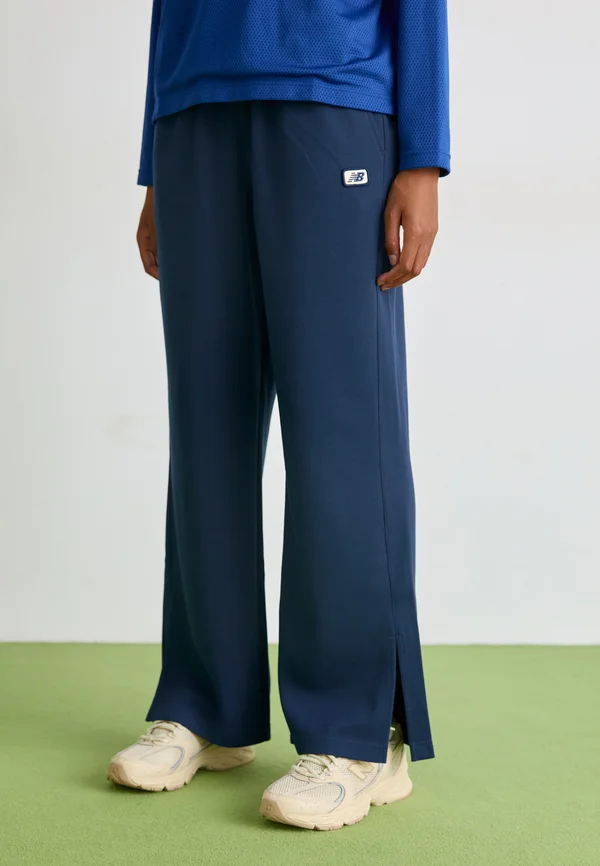 POST SEASON TRACK PANT - Tracksuit bottoms - blue