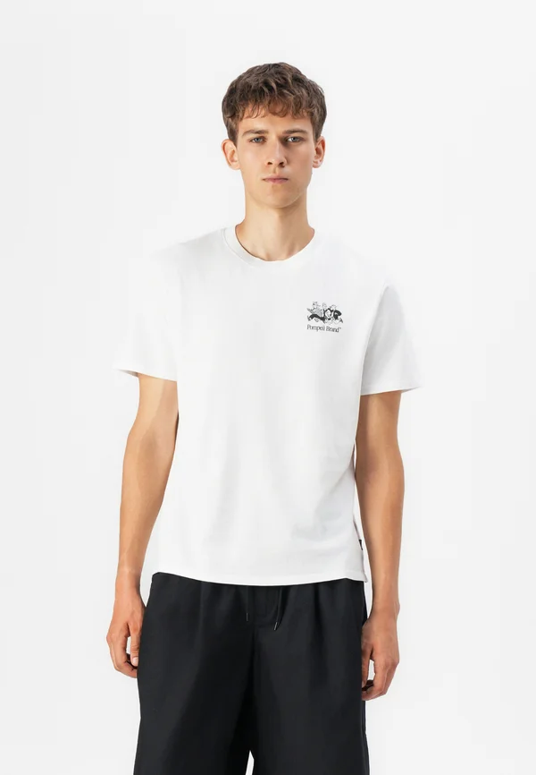 PRE SEASON TEE - Print T-shirt - white