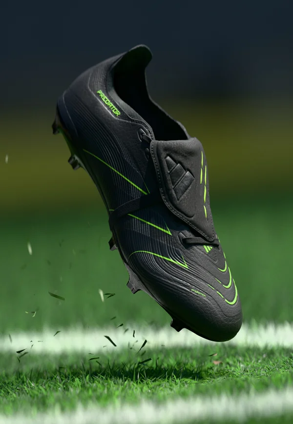 PREDATOR LEAGUE FOLD-OVER TONGUE FIRM GROUND/MULTI GROUND FOOTBALL BOOTS - Firm-ground football boots - core black/carbon/lucid lemon