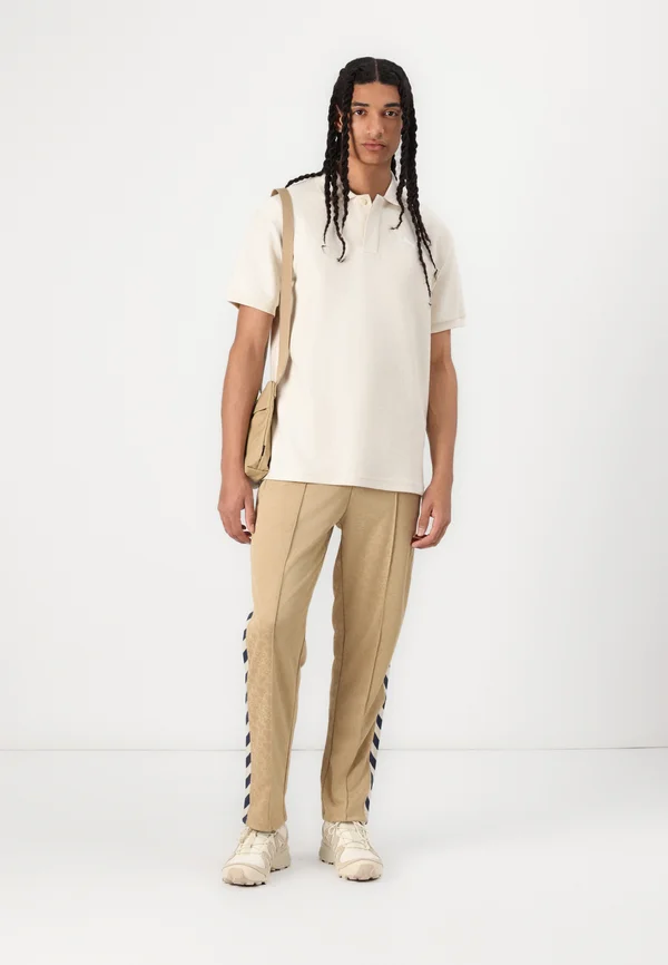 PREMIUM RELAXED - Polo shirt - alpine snow