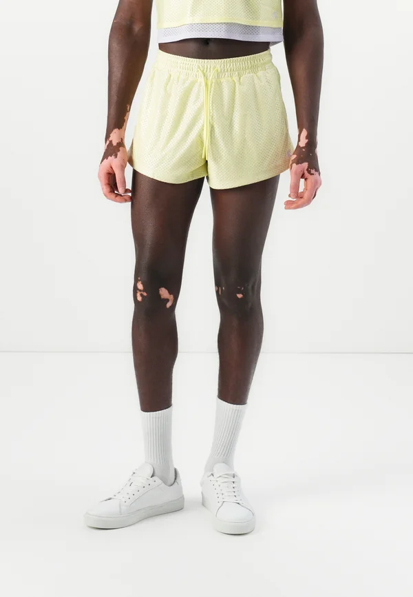 PRIDE UNISEX - Shorts - pale lime yellow