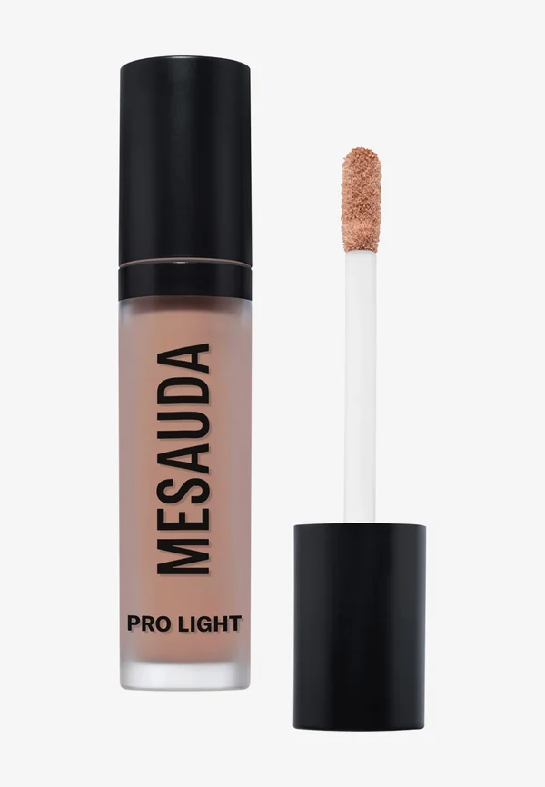 PRO LIGHT CONCEALER - Concealer - W90