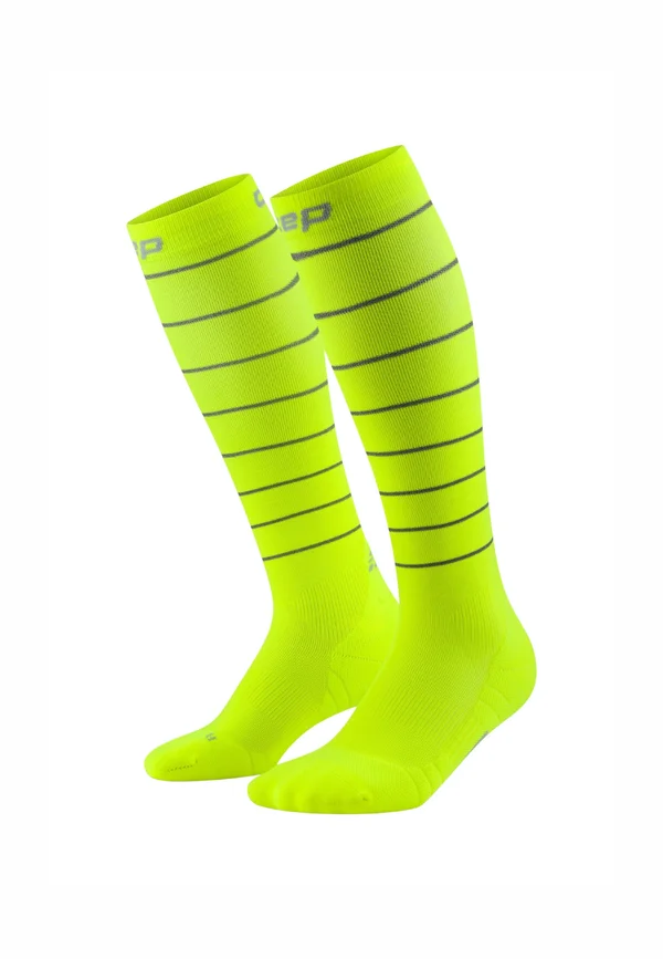 PRO RUN COMPRESSION REFLECTIVE TALL - Knee high socks - neon yellow