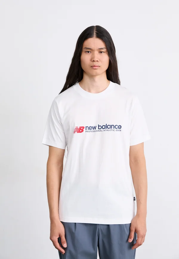 PROFESSIONAL ATHLETICS - Print T-shirt - white