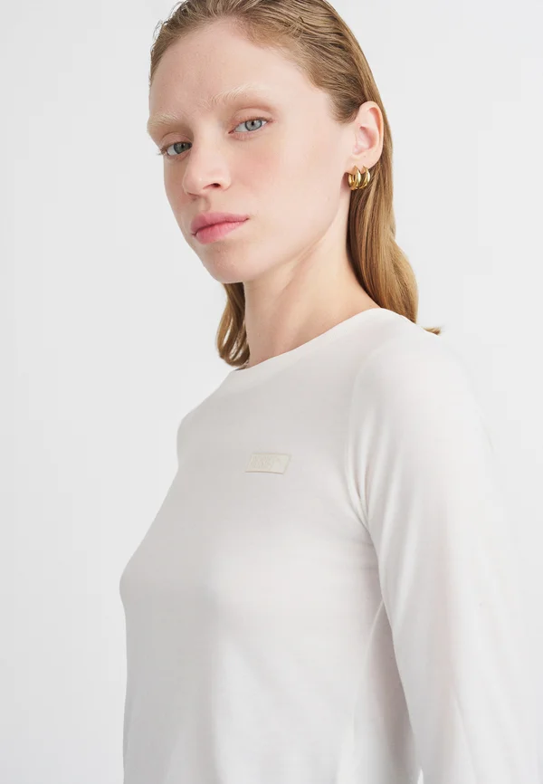 PUMA X ROSÉ SLIM LONGSLEEVE TEE - Top - warm white