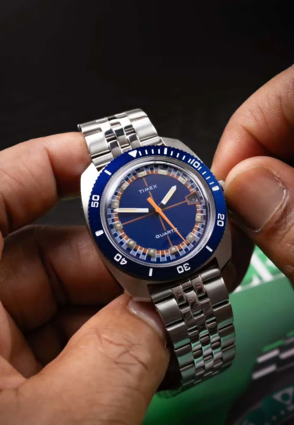 Q Timex® Velocity - Watch - silver tone