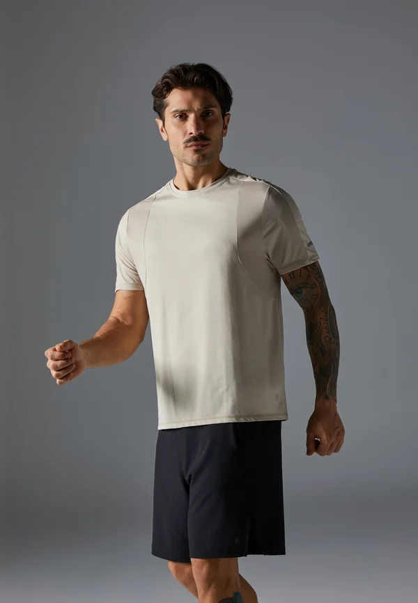 QUICK DRY SHORT SLEEVE T-SHIRT WITH REFLECTIVE STRIP - Sports T-shirt - beige