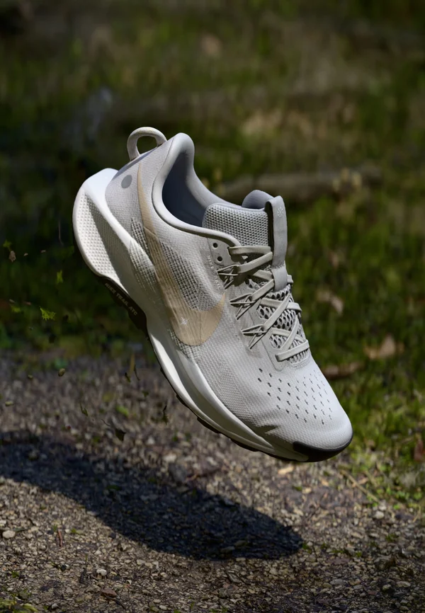 REACTX PEGASUS 5 - Trail running shoes - vast grey/sanddrift/summit white/black