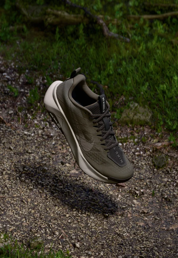 REACTX WILDHORSE 10 - Trail running shoes - ironstone/cave stone/college grey/brown/phantom