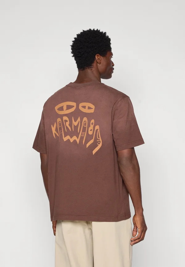 REAL GRADIENT TEE - Print T-shirt - brown
