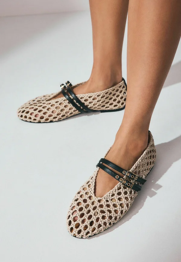 REGULAR FIT  - Ballet pumps - natural