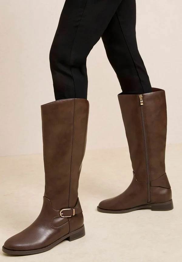 REGULAR FIT - BUCKLE RIDER - Boots - chocolate brown