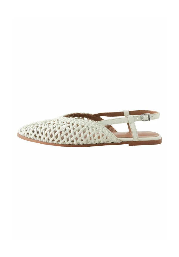 REGULAR FIT-FOREVER COMFORT POINT TOW WEAVE - Slingback ballet pumps - bone