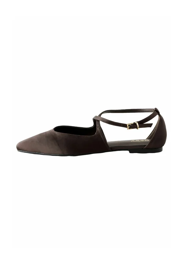REGULAR FIT - FOREVER COMFORT POINTED TOE - Ankle strap ballet pumps - chocolate brown satin