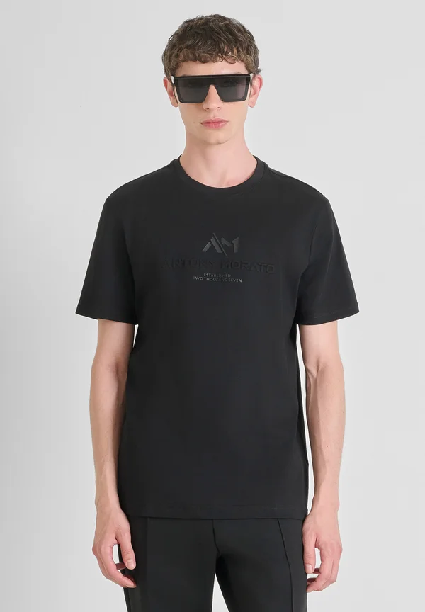 REGULAR FIT IN FABRIC AND EMBOSSED LOGO - Print T-shirt - black