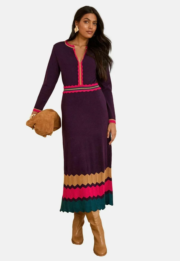 REGULAR FIT - NOTCH NECK MIDI  - Jumper dress - purple/multi chevron
