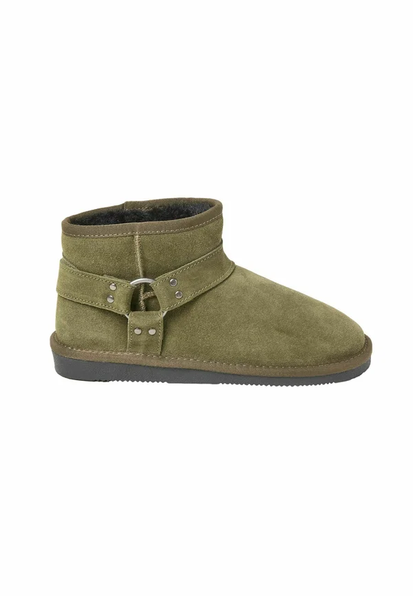 REGULAR FIT - Winter boots - green