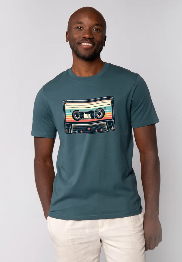 RETRO KASSETTE - Print T-shirt - stargazer