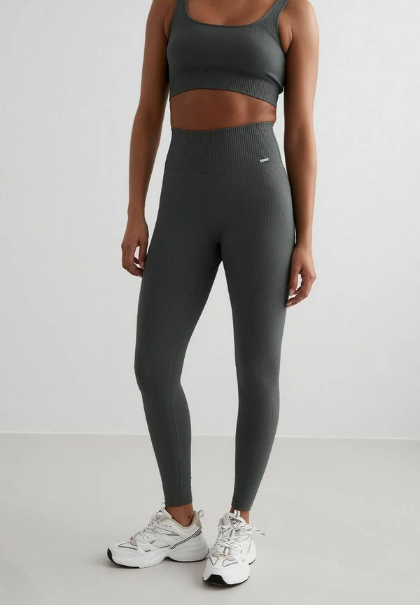 RIBBED SEAMLESS - Leggings - sage