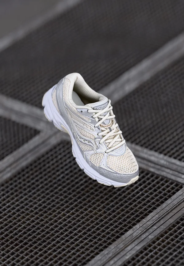 RIDE MILLENNIUM - Trainers - cream/silver