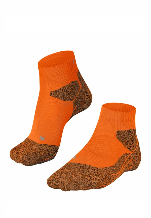 RU TRAIL RUNNING LIGHT CUSHIONING - Sports socks - bright orange
