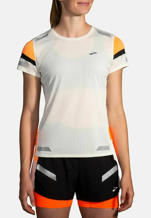RUN VISIBLE SHORT SLEEVE 2.0 - Sports T-shirt - ecru fluoro flash black