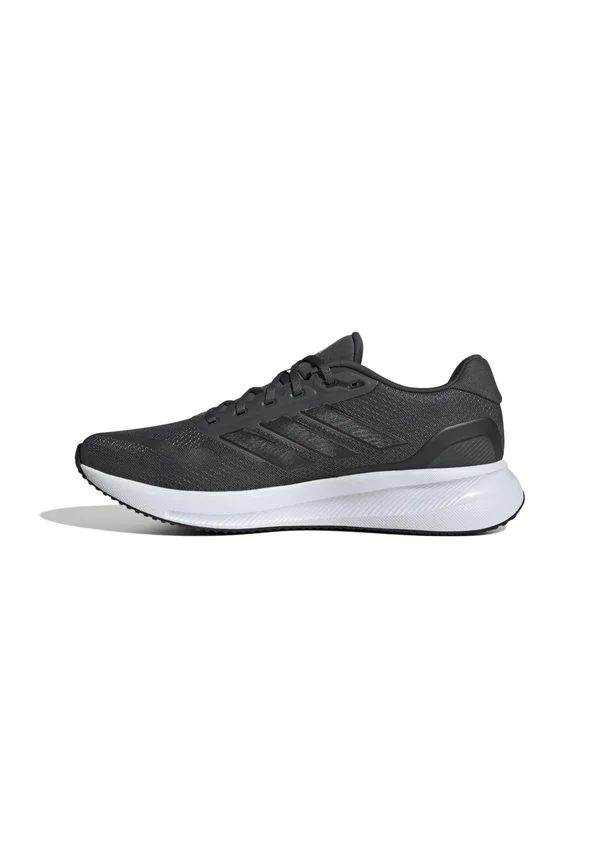 RUNFALCON 5 - Road running shoes - grey six core black cloud white