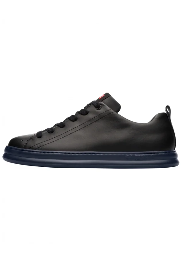 RUNNER FOUR - Trainers - black