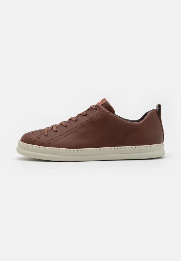 RUNNER FOUR - Trainers - cognac