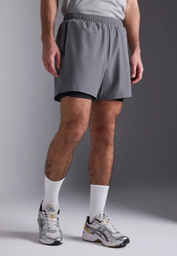 RUNNING SHORTS WITH CONTRAST DOUBLE-LAYER - Sports shorts - dark grey