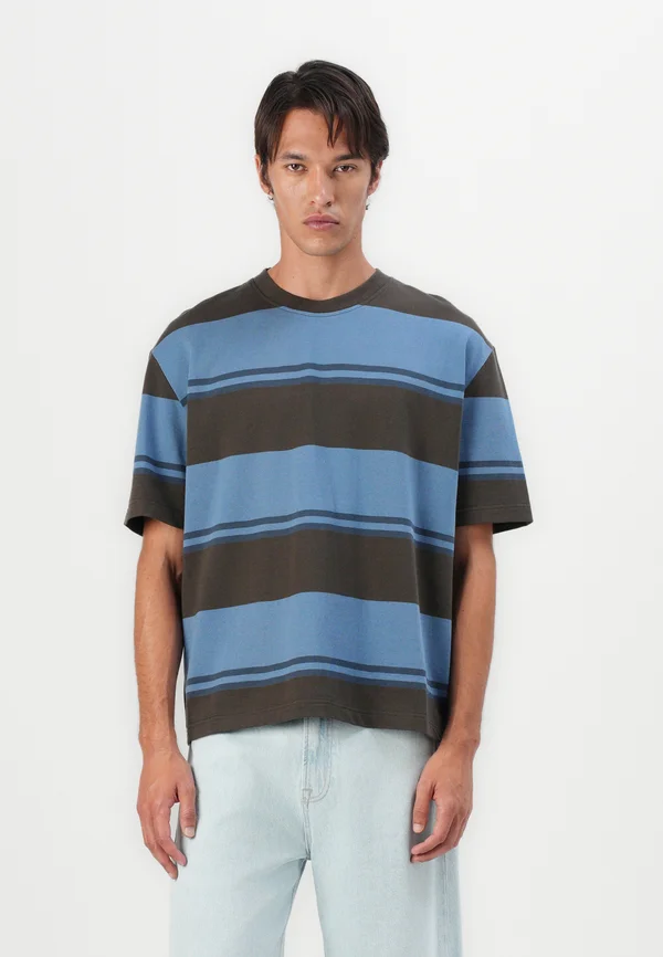 SAKALEB  - Print T-shirt - stellar