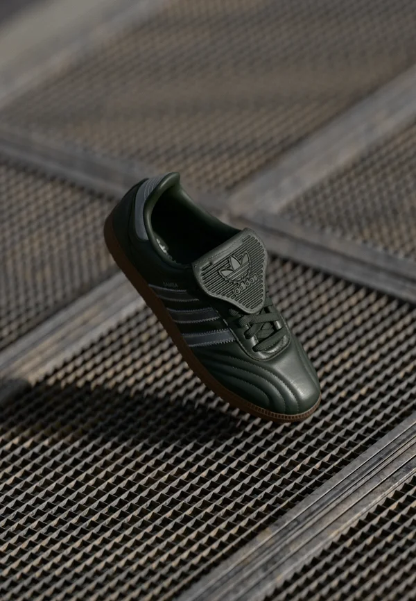 SAMBA LT - Trainers - legend earth/silver metallic