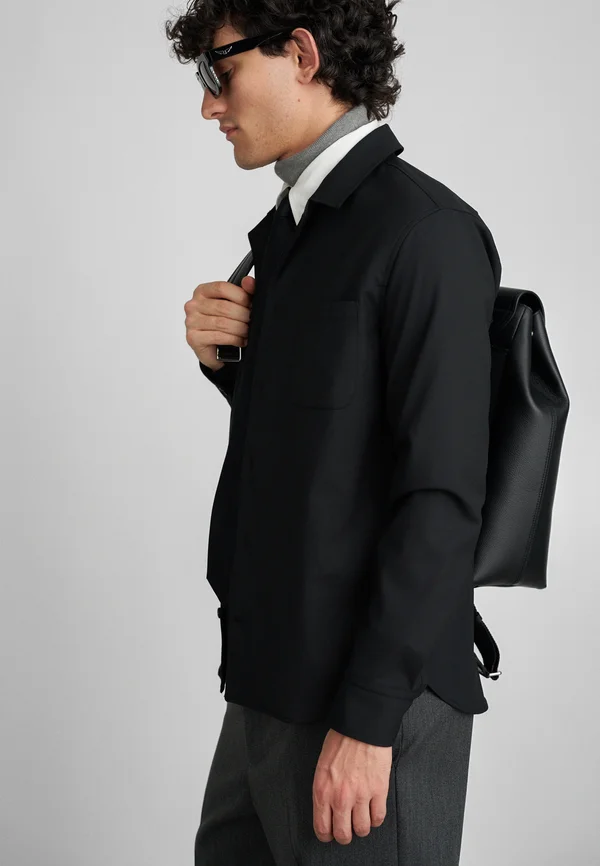 SAMMY - Shirt - black