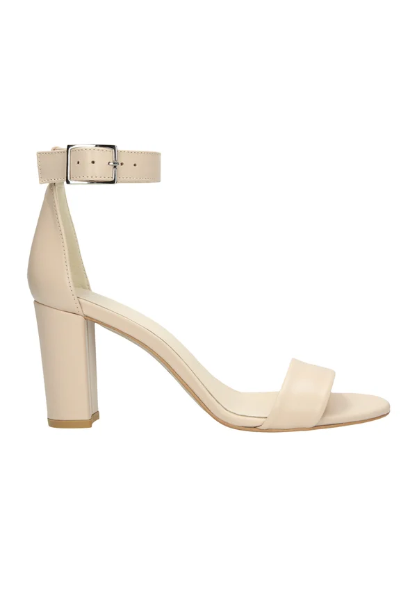 Sandals - beige