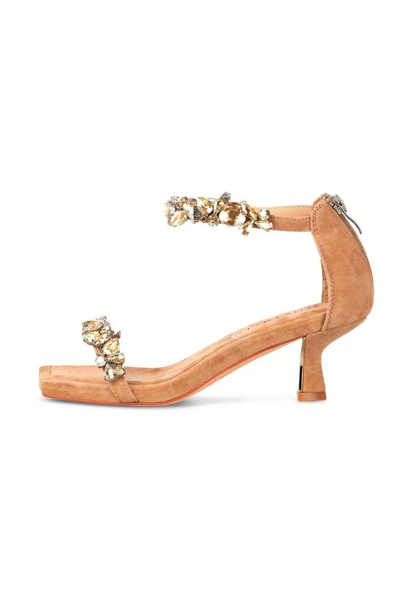 Sandals - Camel