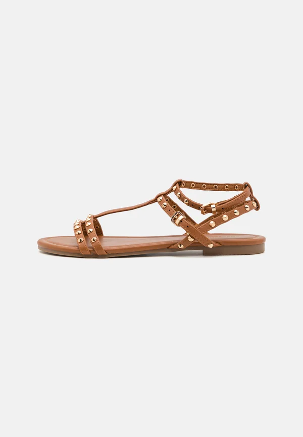 Sandals - cognac