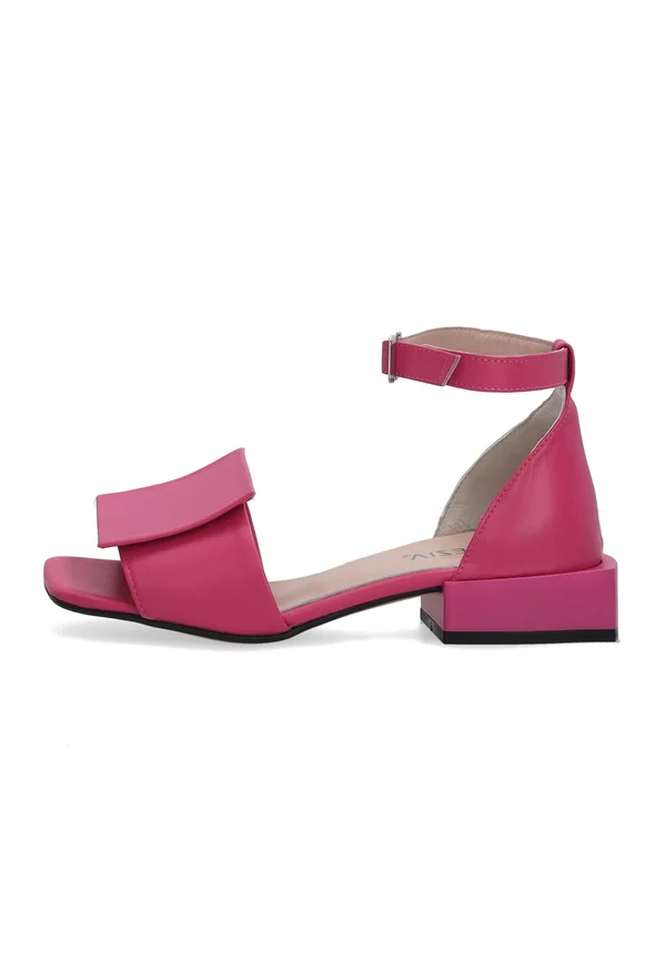 Sandals - pink