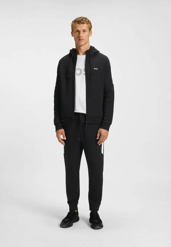 SET - Tracksuit - black one