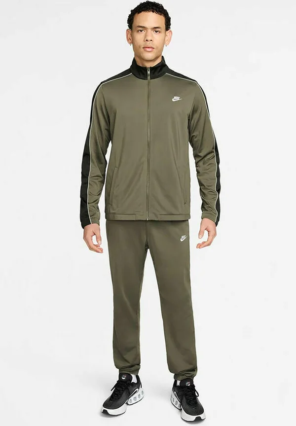 SET - Tracksuit - medium olive sequoia sail white