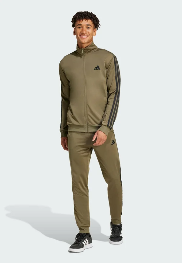 SET - Tracksuit - olive strata