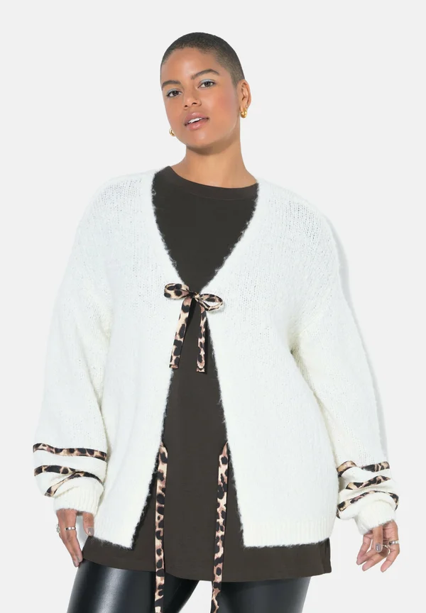 SHAPE LEO SCHLEIFEN - Cardigan - offwhite