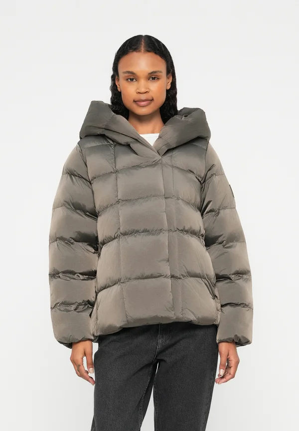 SHINE WRAP PUFFER - Winter jacket - amphora