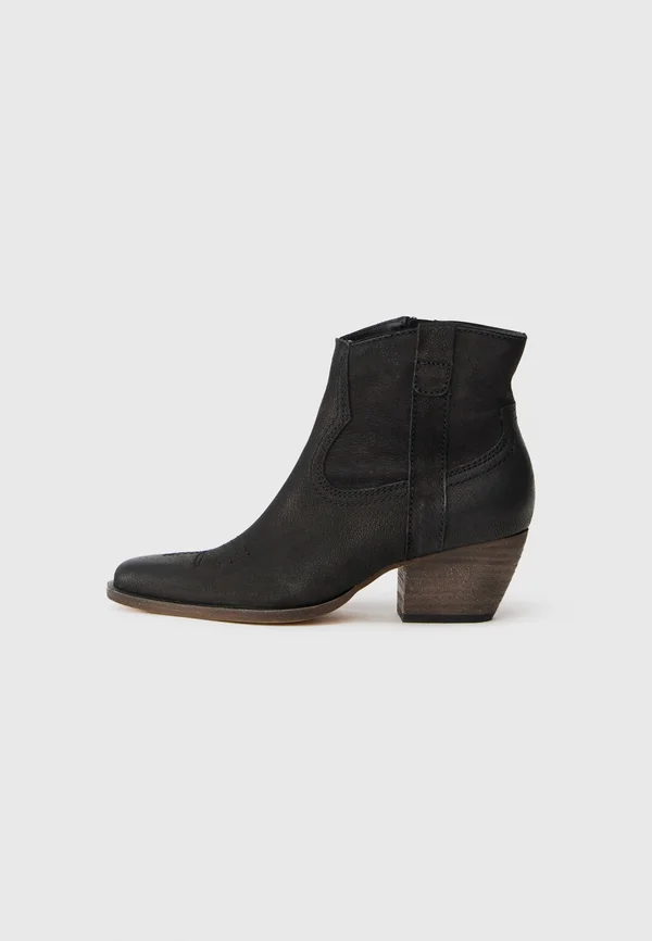 SILMA - Cowboy/biker ankle boot - black