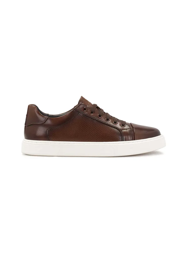SILVAN - Trainers - brown